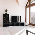 Grosse Galerie-wohnung Fuer 7 Gaeste - Airport Messe Stuttgart - Balkon - Parkplatz דירה *