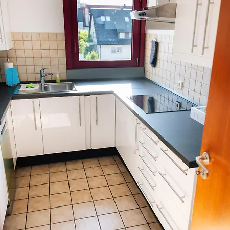 Apartment Grosse Galerie-wohnung Für 7 Gäste - Airport Messe Stuttgart - Balkon - Parkplatz *