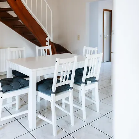 Grosse Galerie-wohnung Airport Messe Stuttgart - Balkon - Parkplatz *