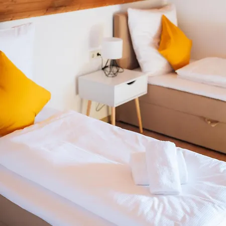Apartment Grosse Galerie-wohnung Für 7 Gäste - Airport Messe Stuttgart - Balkon - Parkplatz Filderstadt