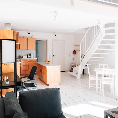 Apartment Grosse Galerie-wohnung Für 7 Gäste - Airport Messe Stuttgart - Balkon - Parkplatz